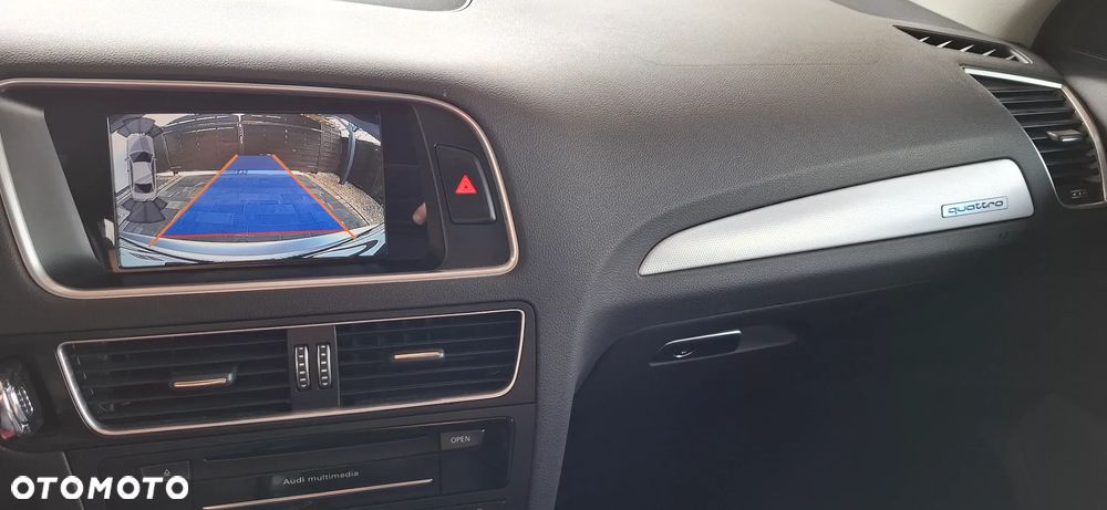 Audi Q5 2.0 TDI Quattro (clean diesel) - 9