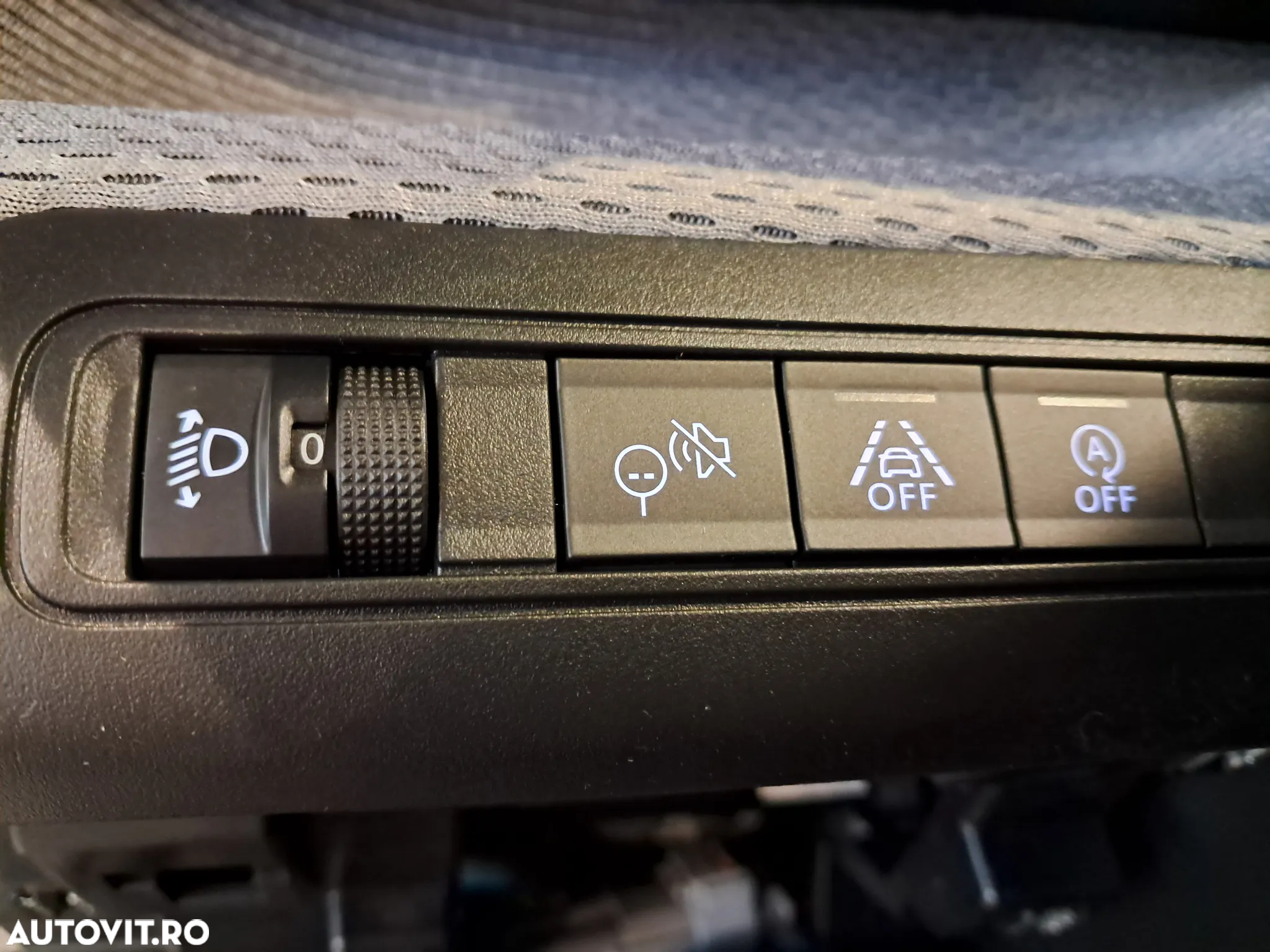 Citroën C3 1.2 PureTech 100 S&S BVM6 MAX - 20