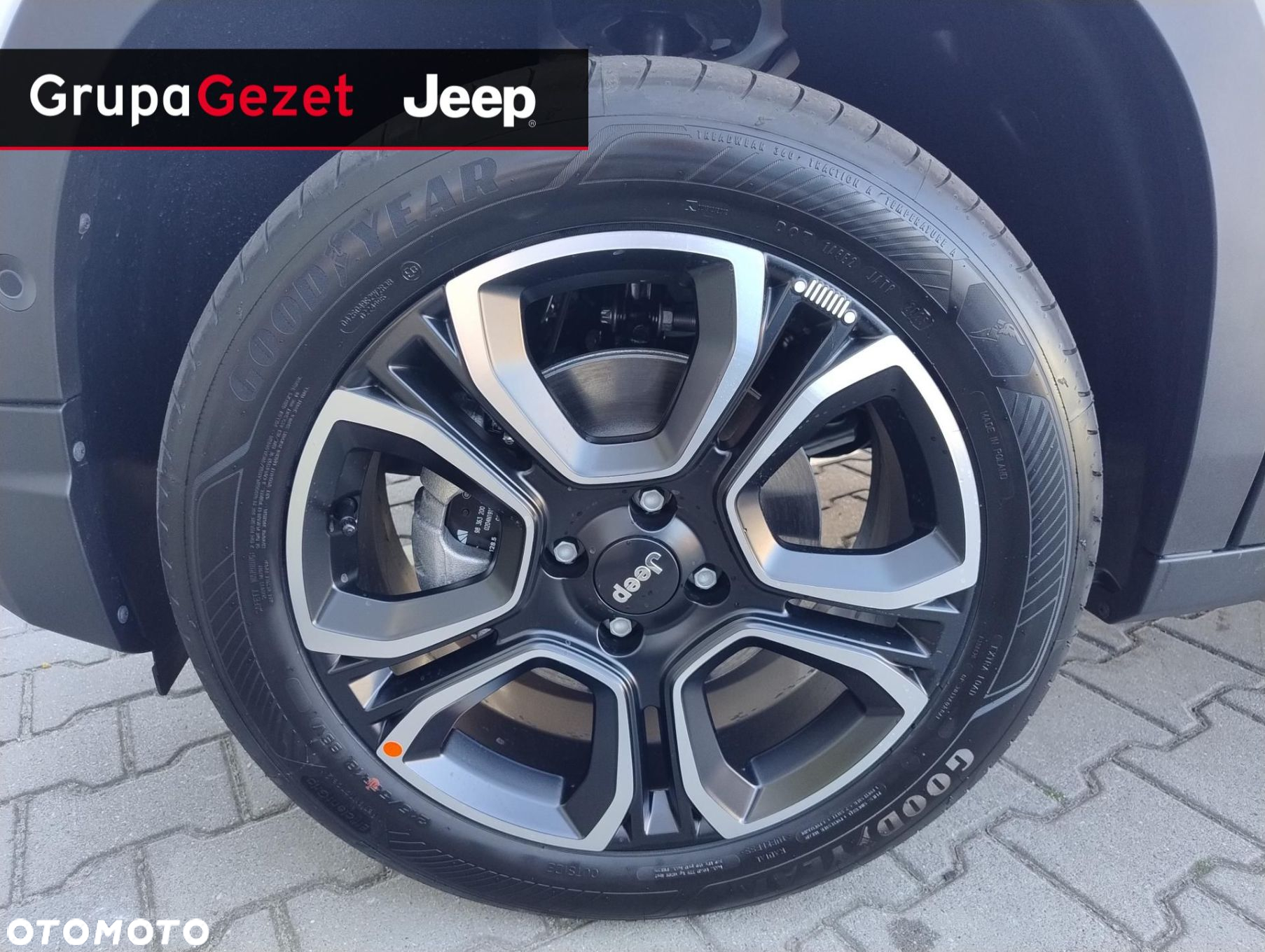 Jeep Avenger 1.2 T3 mHEV Summit FWD eDCT6 - 23