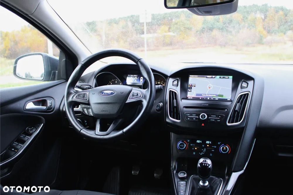 Ford Focus 1.5 TDCi ECOnetic 88g Start-Stopp-System Titanium - 16