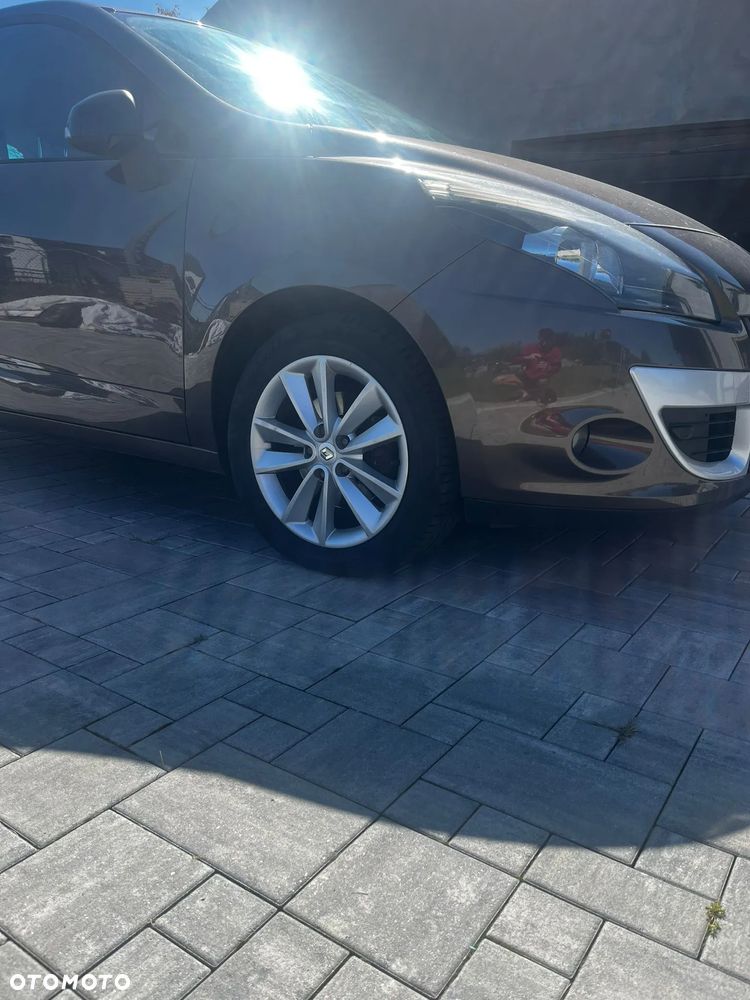 Renault Scenic ENERGY dCi 130 Start & Stop Bose Edition - 3