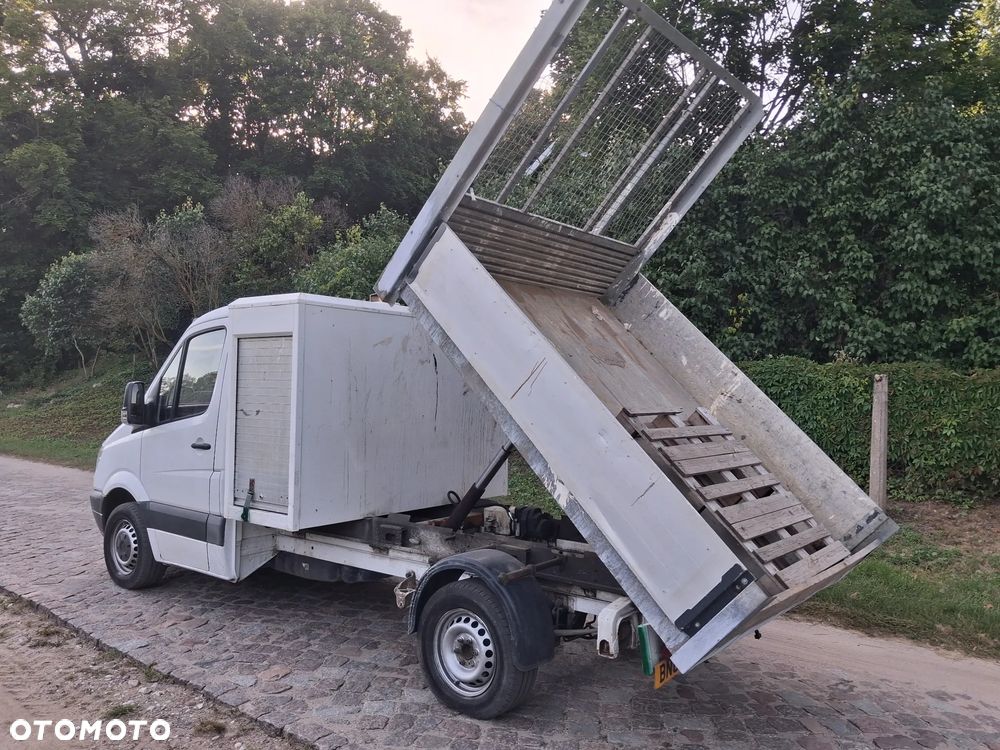 Mercedes-Benz Sprinter - 4