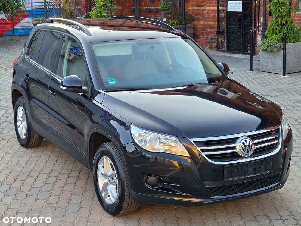 Volkswagen Tiguan 2.0 TDI DPF BlueMotion Technology Sport & Style - 9