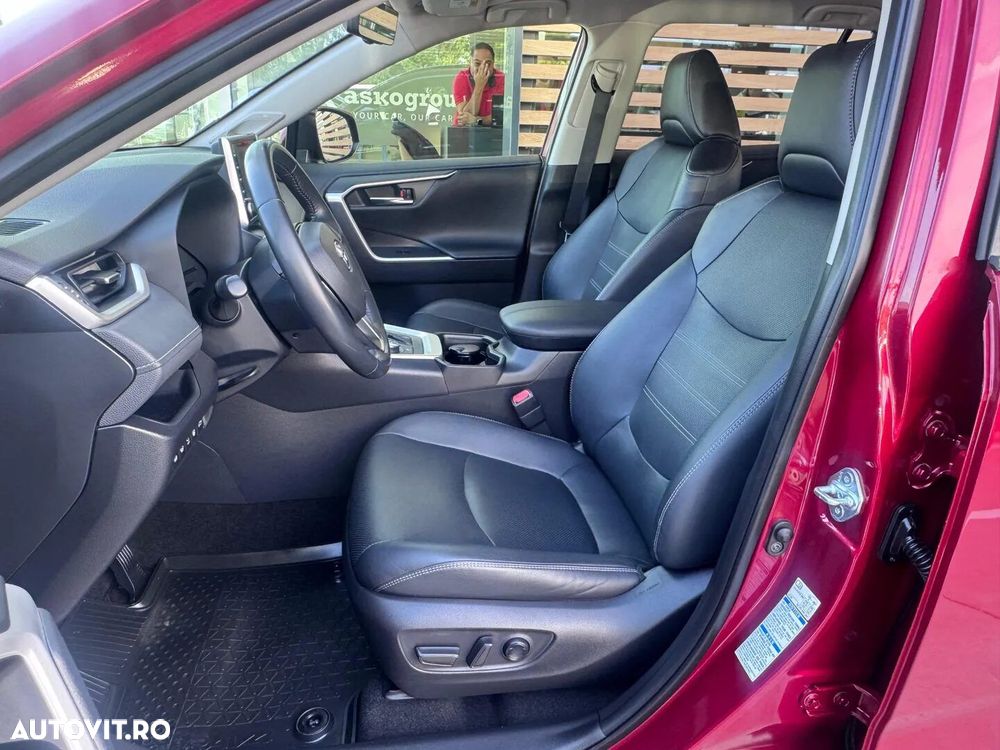 Toyota RAV4 - 7