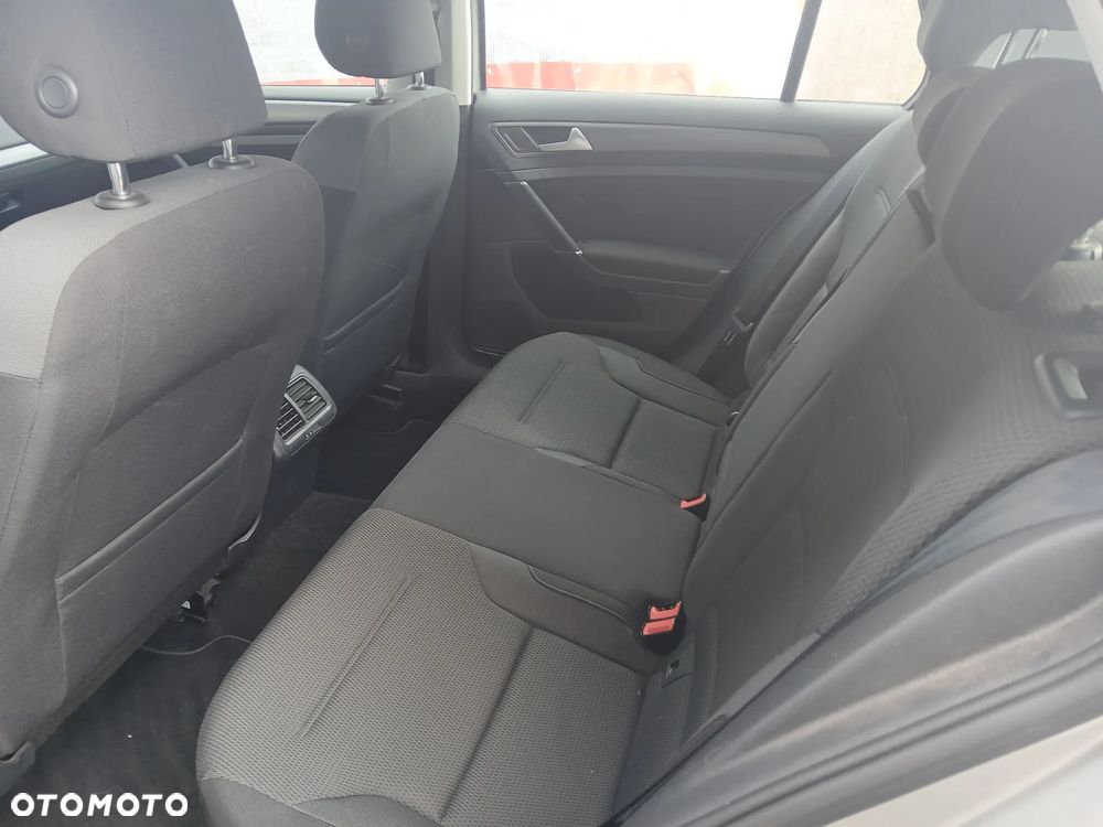 Volkswagen Golf 1.6 TDI BMT Highline - 10
