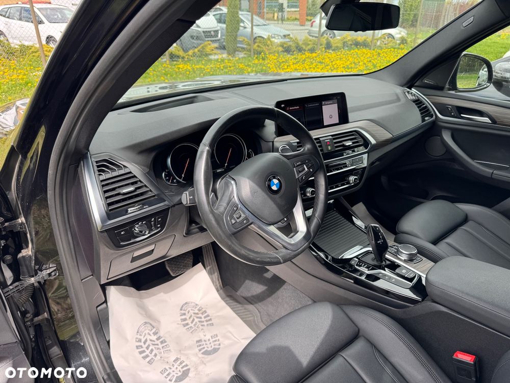BMW X3 - 32