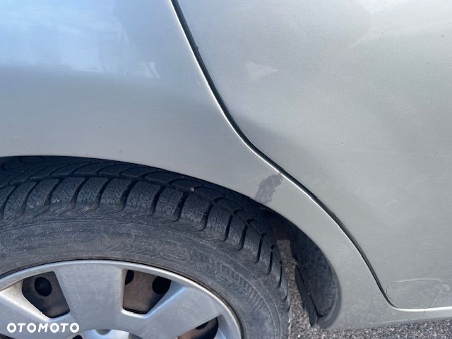 Toyota Auris 1.6 VVT-i Prestige - 14