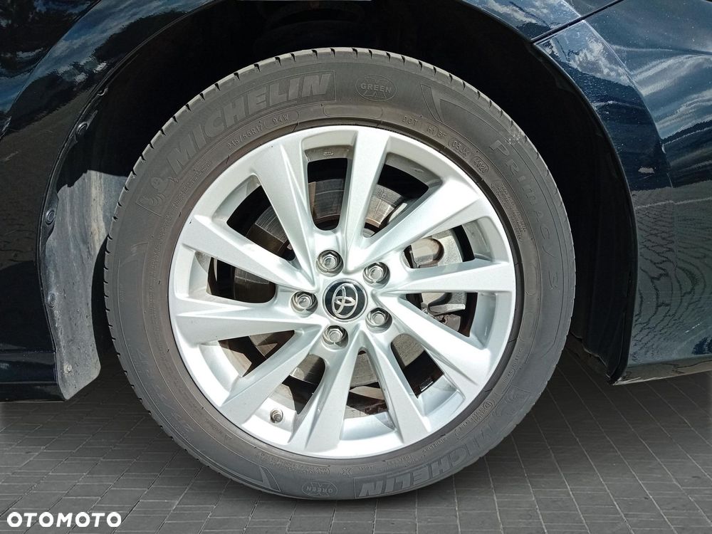 Toyota Camry 2.5 Hybrid Comfort CVT - 20