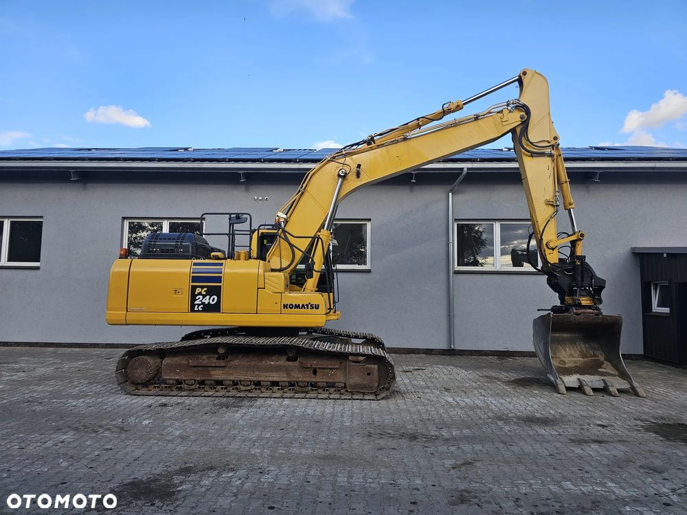 Komatsu PC240LC-11 5284h - 2
