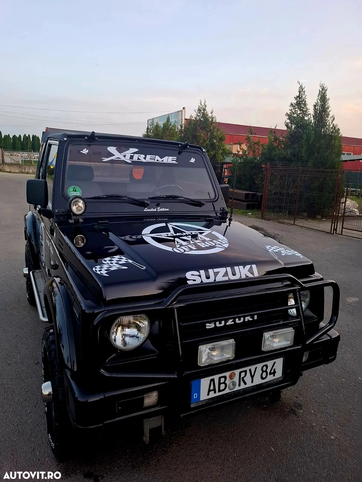 Suzuki Samurai - 2