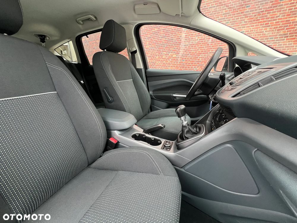 Ford C-MAX - 13