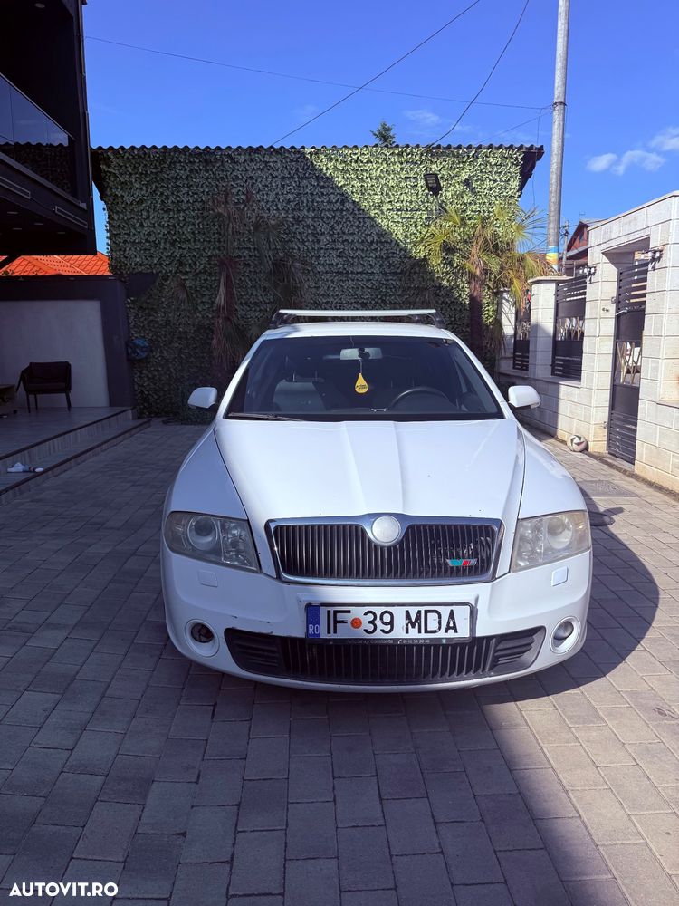 Skoda Octavia 2.0 FSI Turbo RS - 7