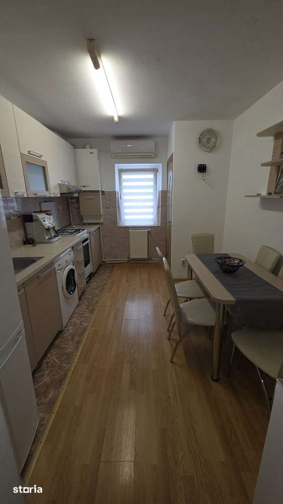 Apartament cu 2 camere, 49 mp., zona Materna — fotografia 1