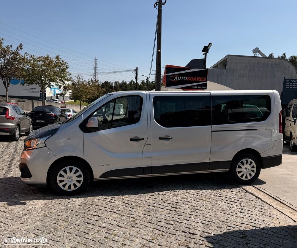 Renault Trafic 2016 photo 2
