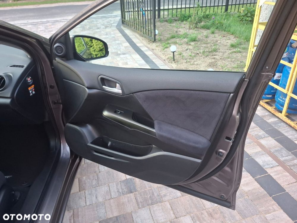 Honda Civic 1.8 Executive NAVI - 27