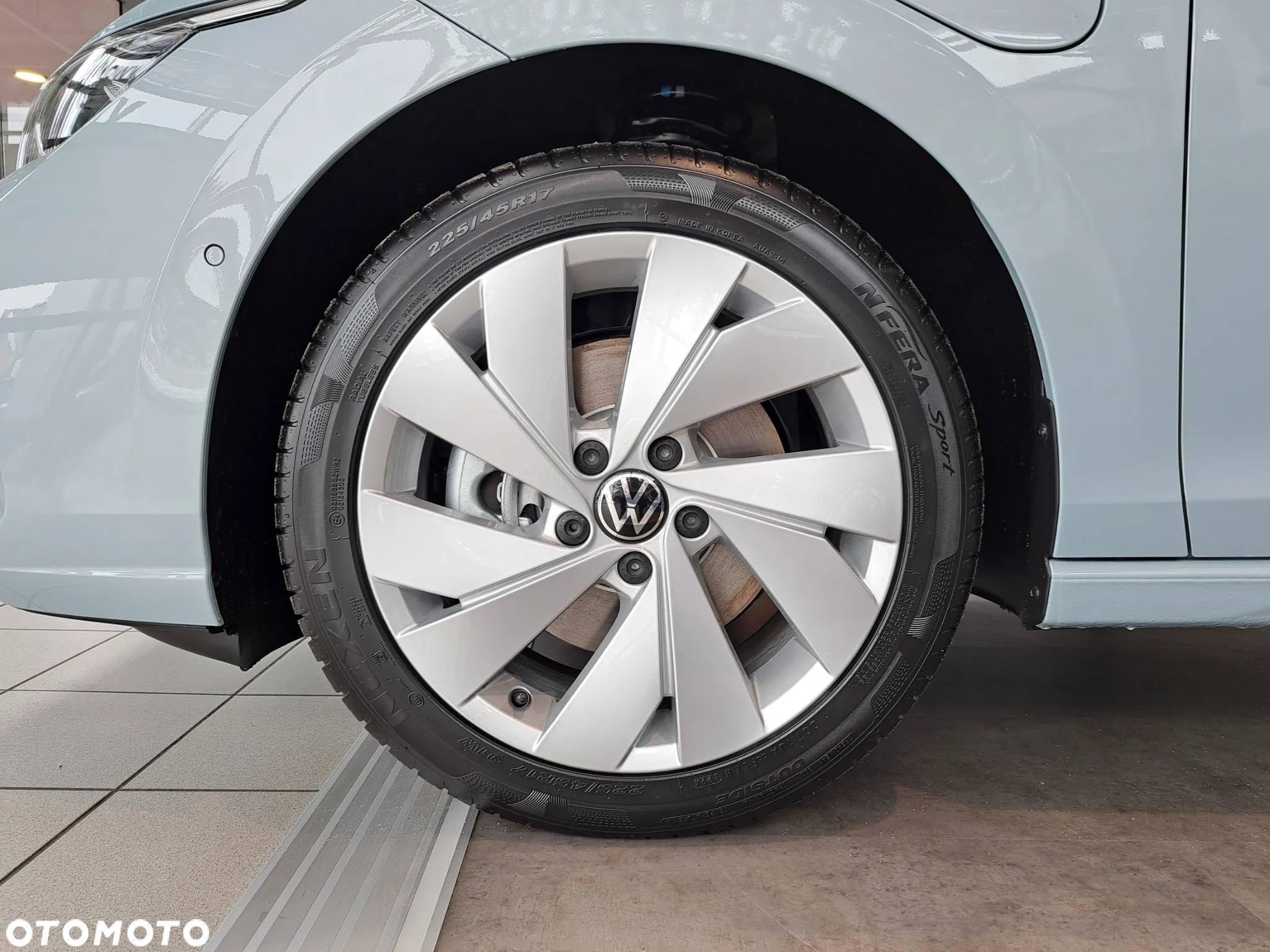 Volkswagen Golf VIII 1.5 eTSI mHEV Life Plus DSG - 12