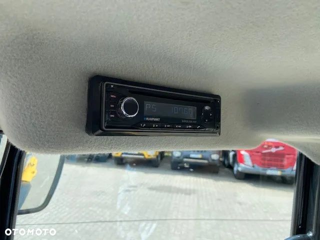 Caterpillar 906M - 25