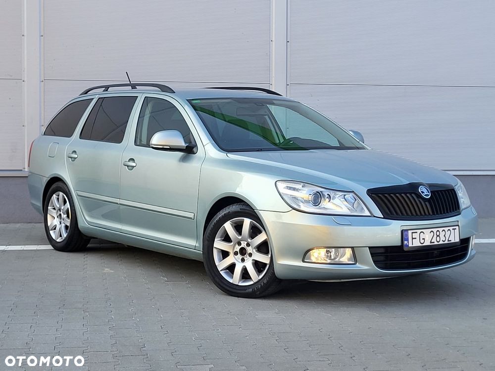 Skoda Octavia 1.8 TSI FAMILY - 2