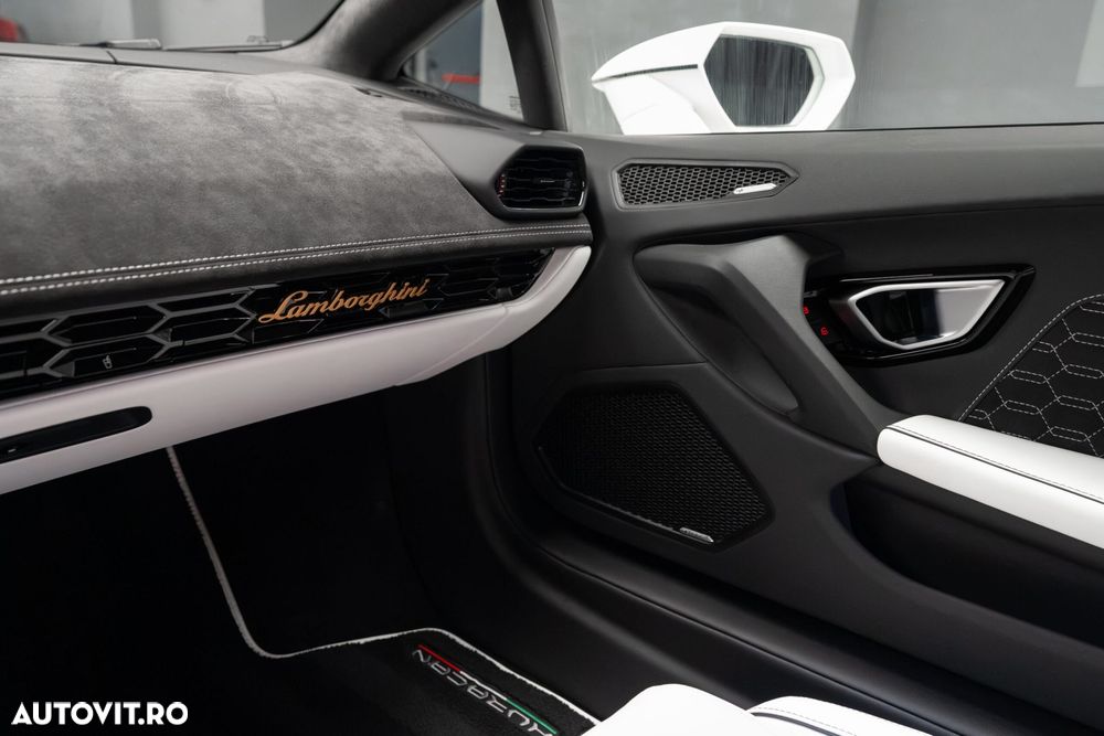 Lamborghini Huracan EVO - 17