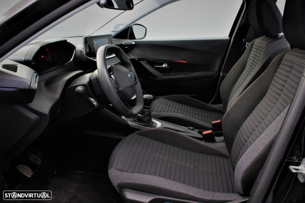 Peugeot 2008 1.2 PureTech Active Pack - 21