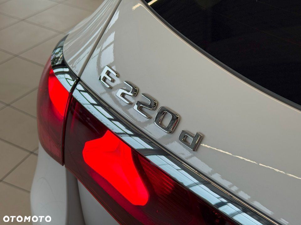 Mercedes-Benz Klasa E - 6