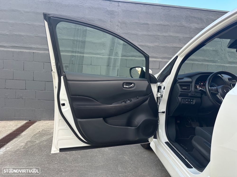 Nissan Leaf 39 kWh Acenta - 9