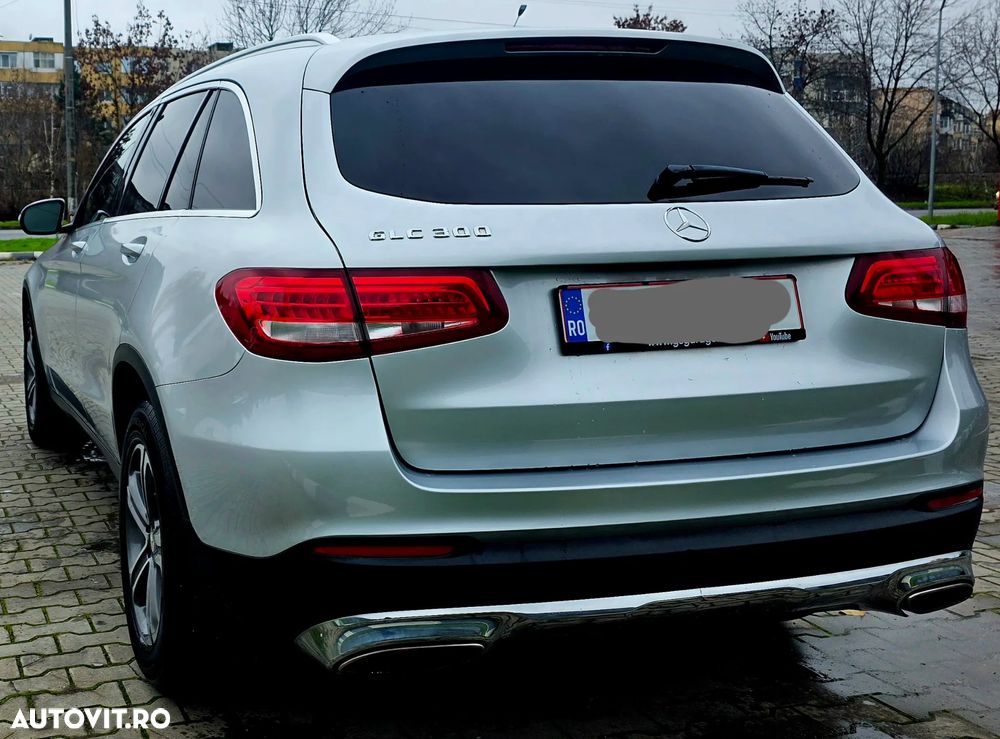 Mercedes-Benz GLC - 7