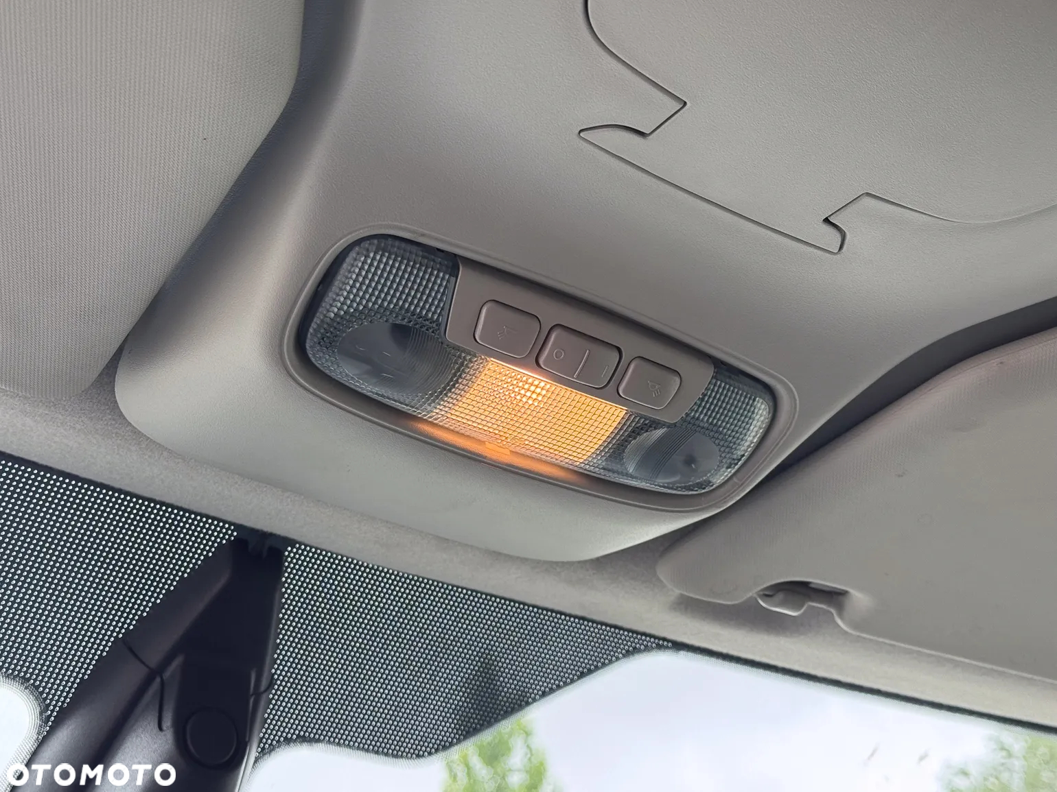 Ford Transit Connect - 19