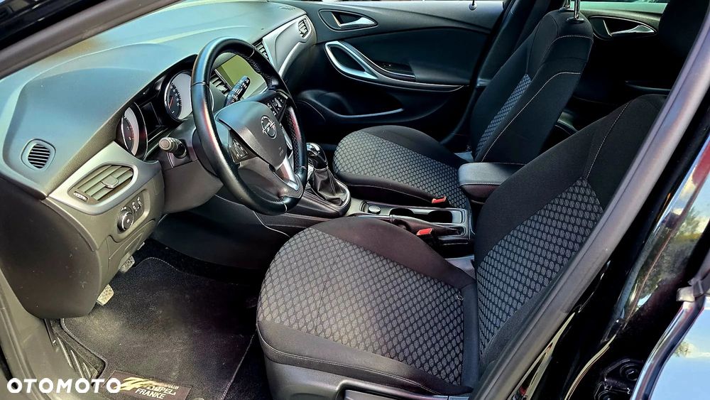 Opel Astra 1.4 Turbo Edition - 17