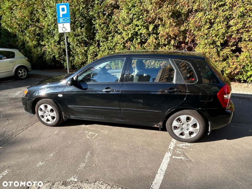 Kia Cerato 1.6 LX - 9