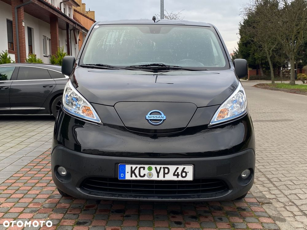 Nissan E-NV200 - 6