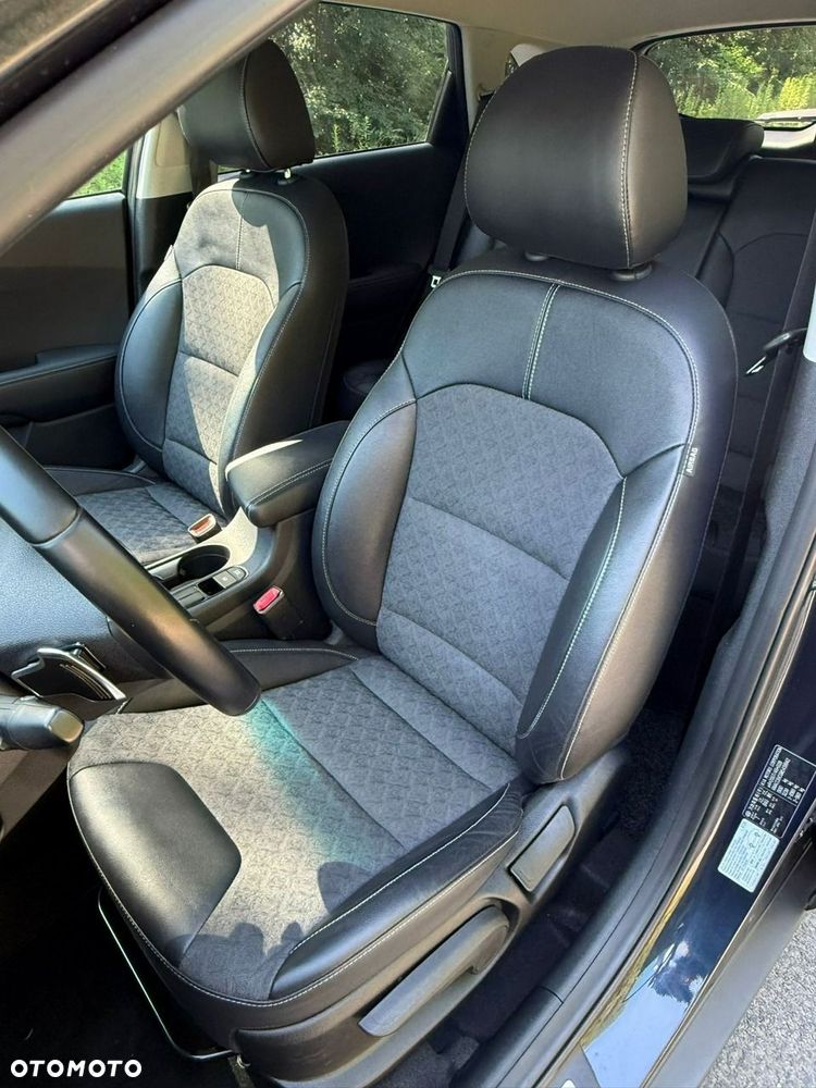 Kia Niro 1.6 GDI Hybrid M - 36