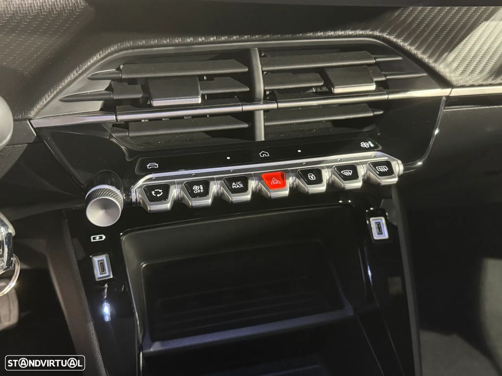 Peugeot 2008 1.2 Hybrid Allure e-DCS6 - 33