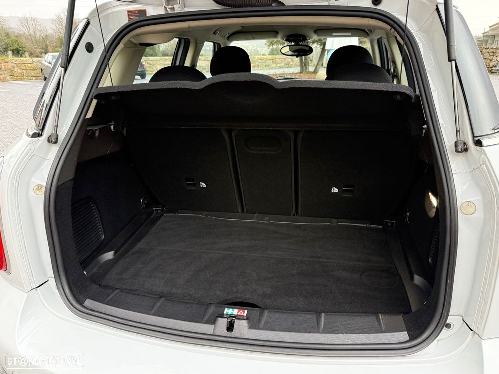 MINI Countryman One D - 19