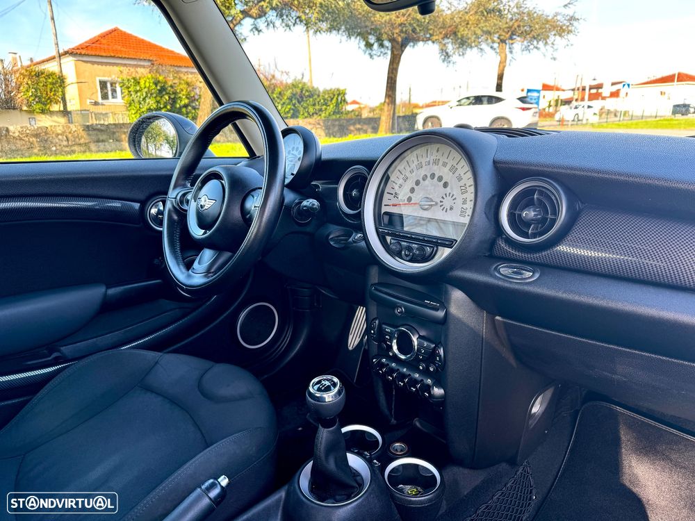 MINI 3 Portas Cooper SD - 6