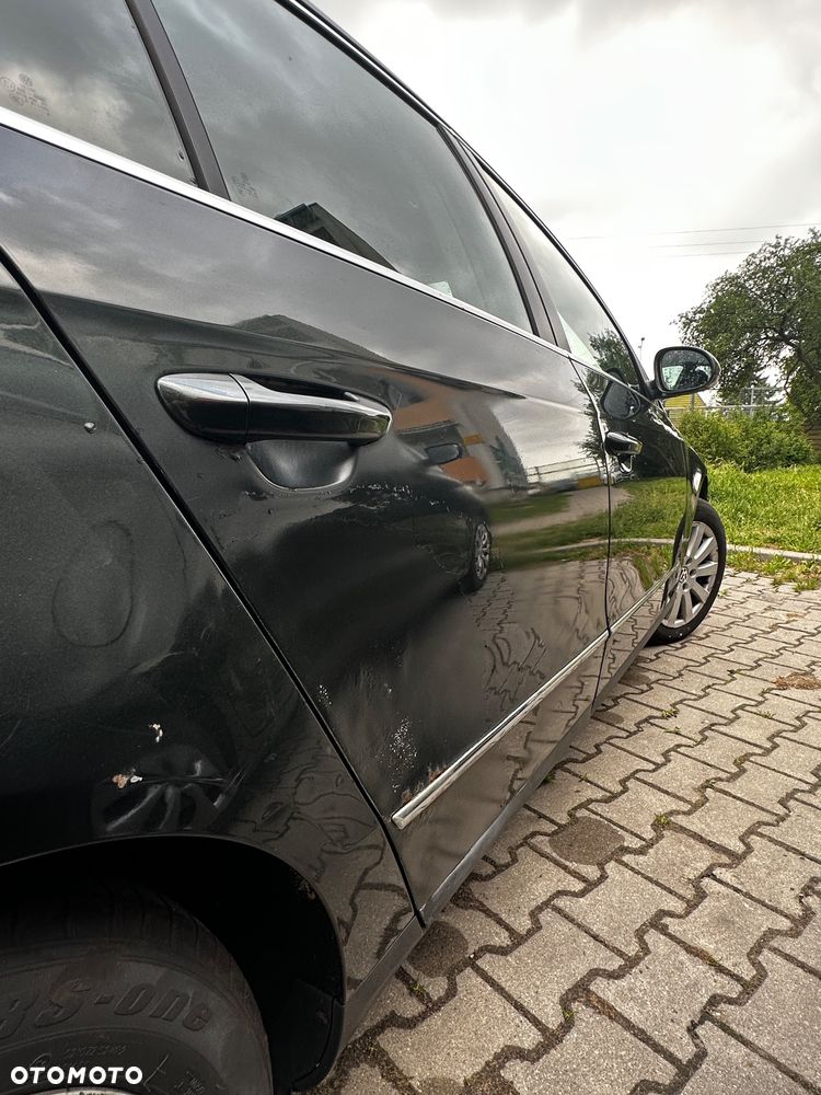 Volkswagen Passat - 5
