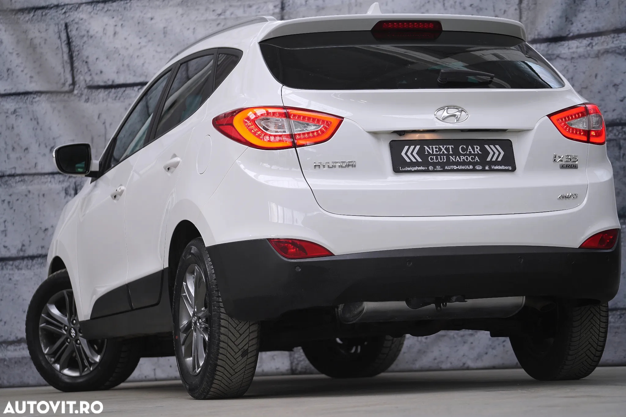 Hyundai ix35 2.0 CRDI 4WD Automatik Premium - 3