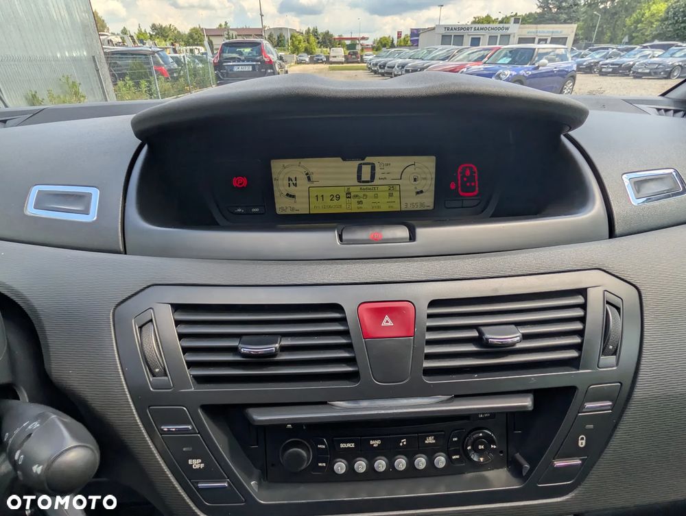 Citroën C4 Grand Picasso - 12