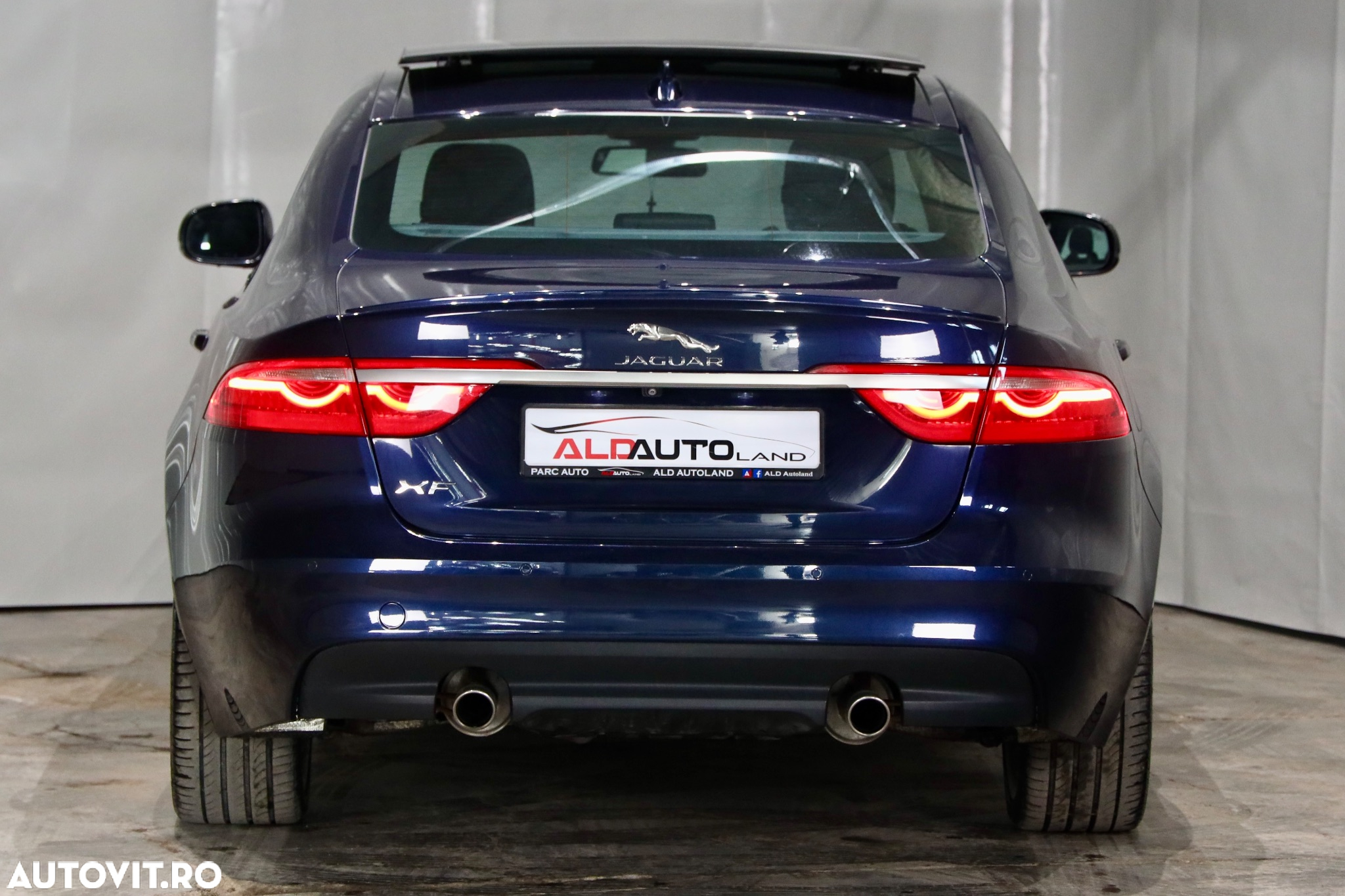 Jaguar XF 25d Aut. R-Sport - 38