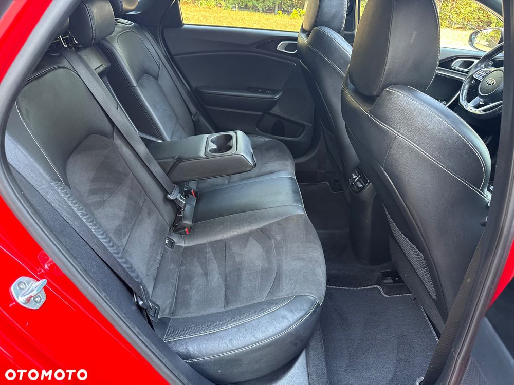 Kia ProCeed 1.4 T-GDI GT Line DCT - 19