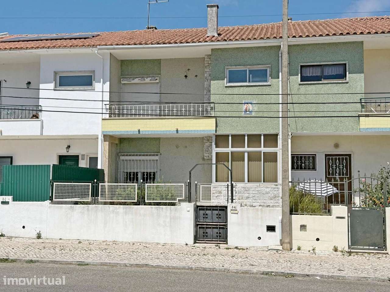 Moradia T4 em Algueirão-Mem Martins com Espaço exterior e garagem - Grande imagem: 2/30