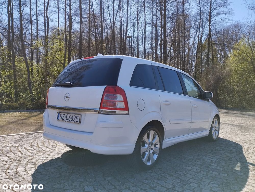 Opel Zafira 1.7 CDTI Sport - 4