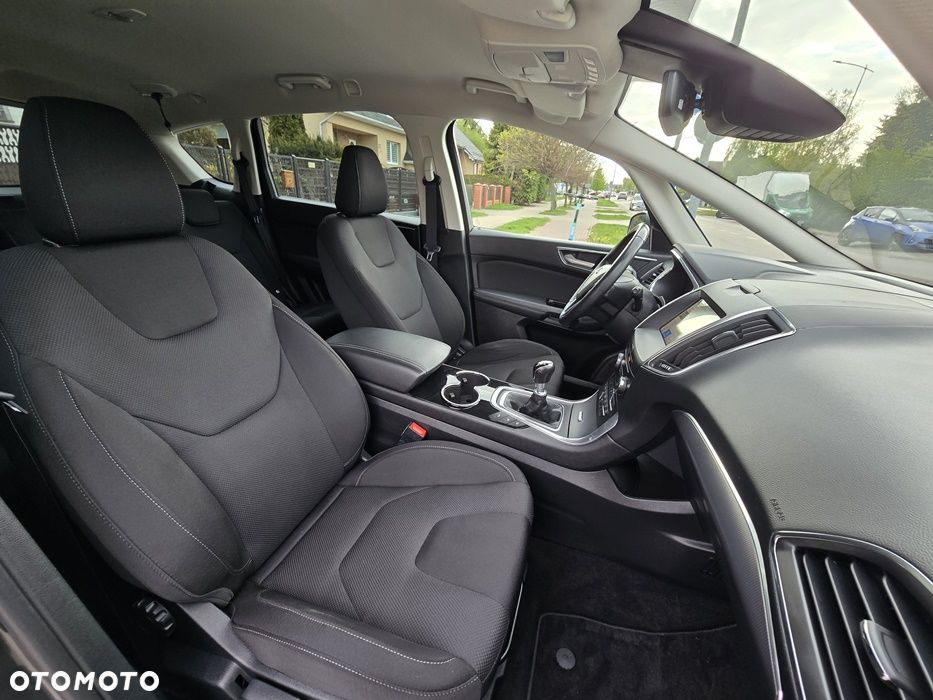 Ford S-Max 2.0 TDCi Titanium - 36