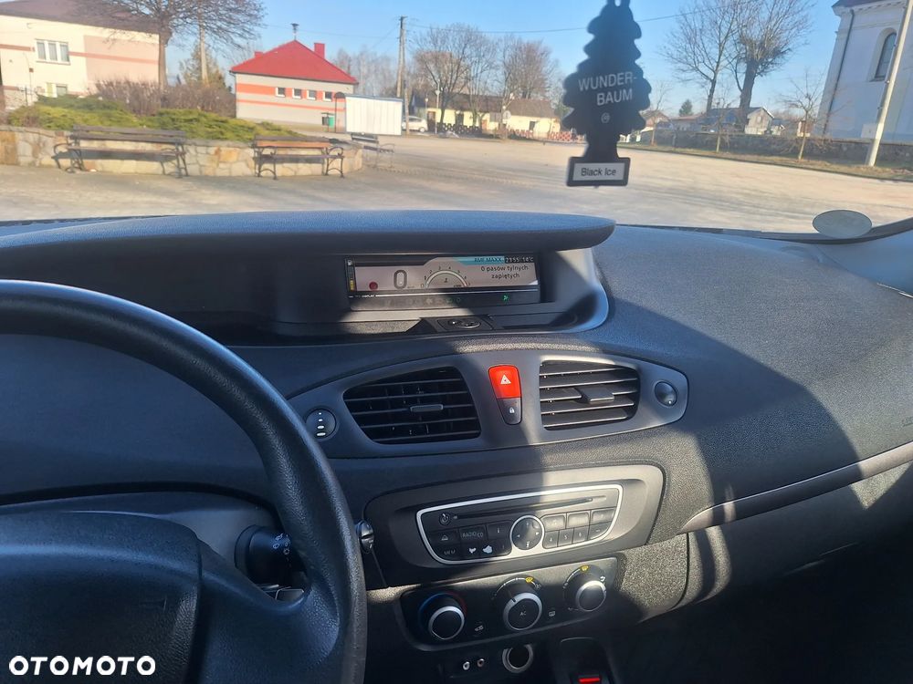 Renault Scenic 1.6 16V 110 Expression - 7