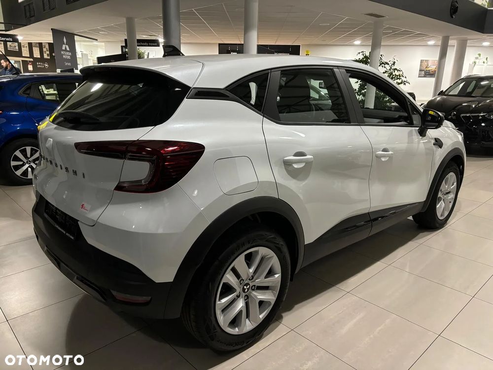 Mitsubishi ASX - 4