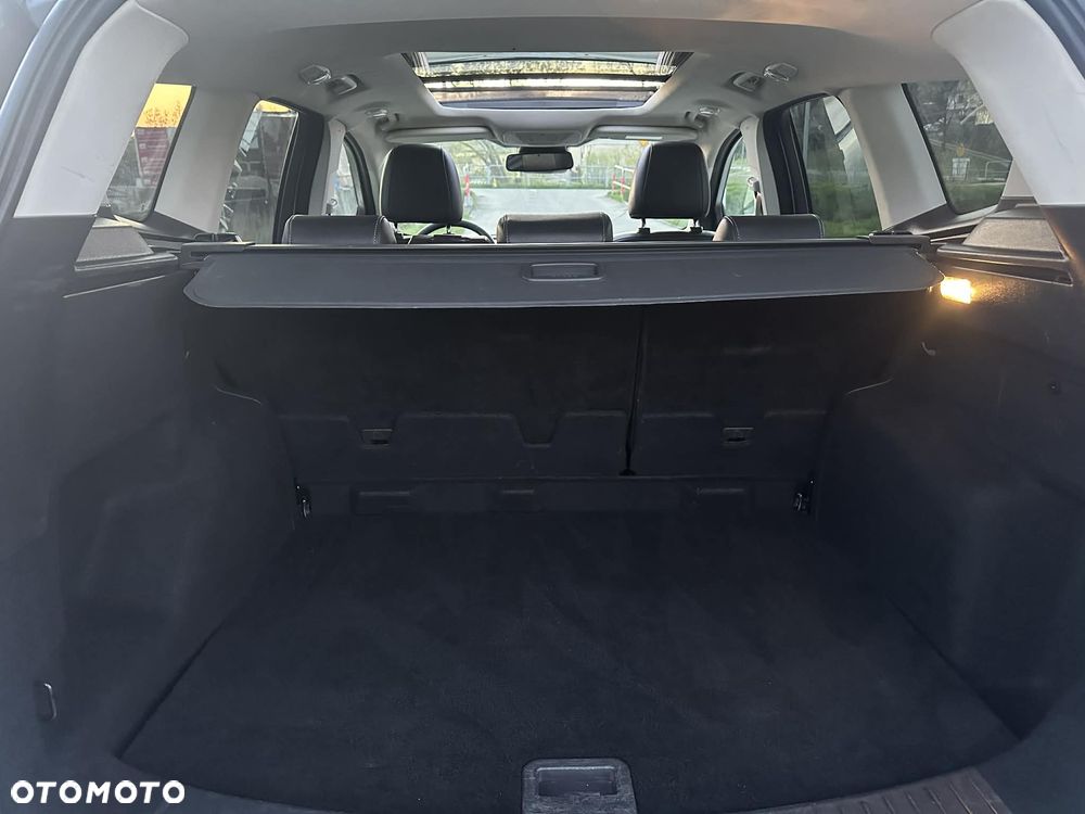 Ford Kuga 2.0 TDCi 4x4 Titanium - 17
