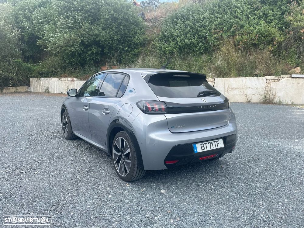 Peugeot e-208 GT - 4