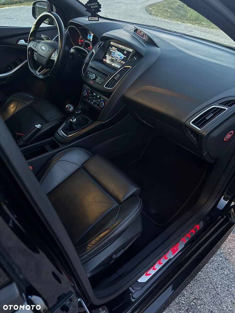 Ford Focus - 9