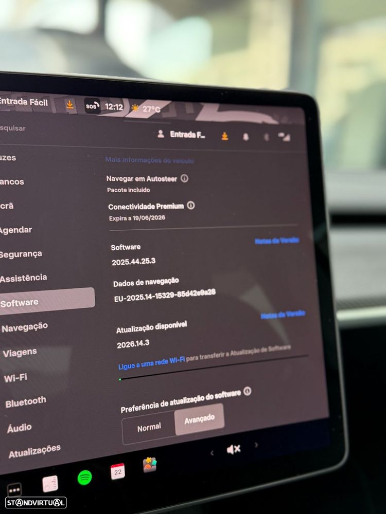 Tesla Model Y Long Range Tração Integral - 24