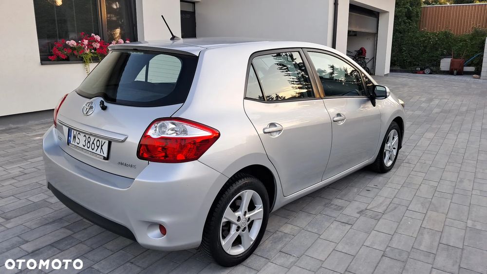 Toyota Auris 1.33 VVT-i - 7